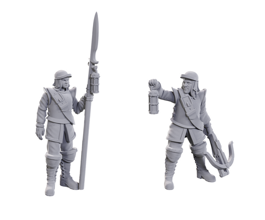 D&D Minis: Roadwardens Male & Female